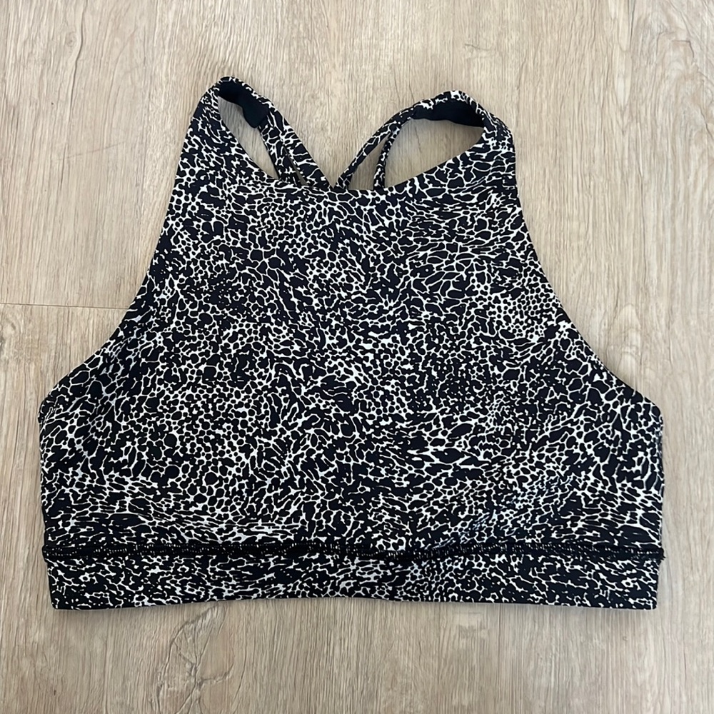Lululemon bra top size 8